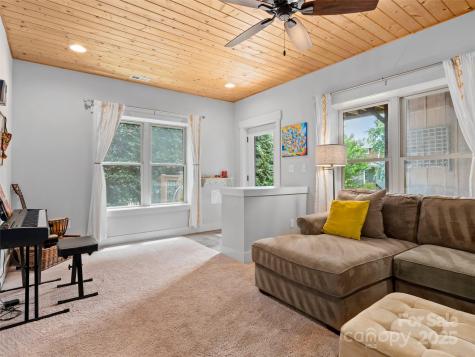 14 Alabama Avenue Asheville NC 28806