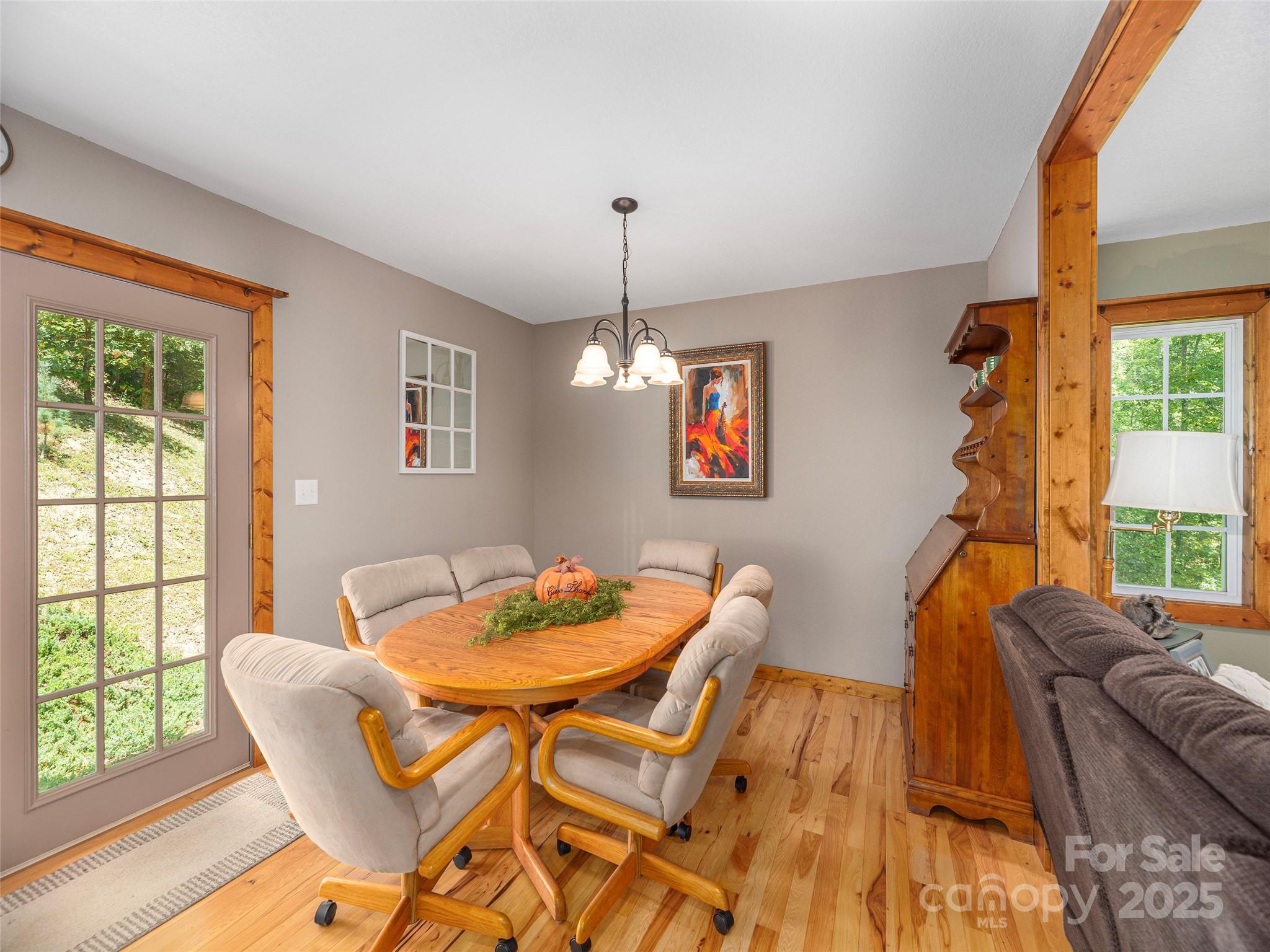 27 Little Roundtop Road Clyde NC 28721