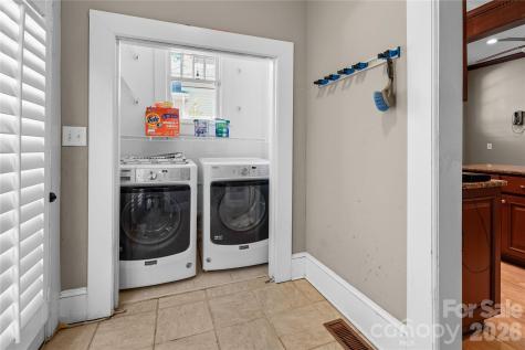 46 Marsh Avenue NW Concord NC 28025