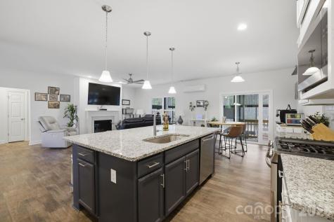 314 Potters Landing Denton NC 27239