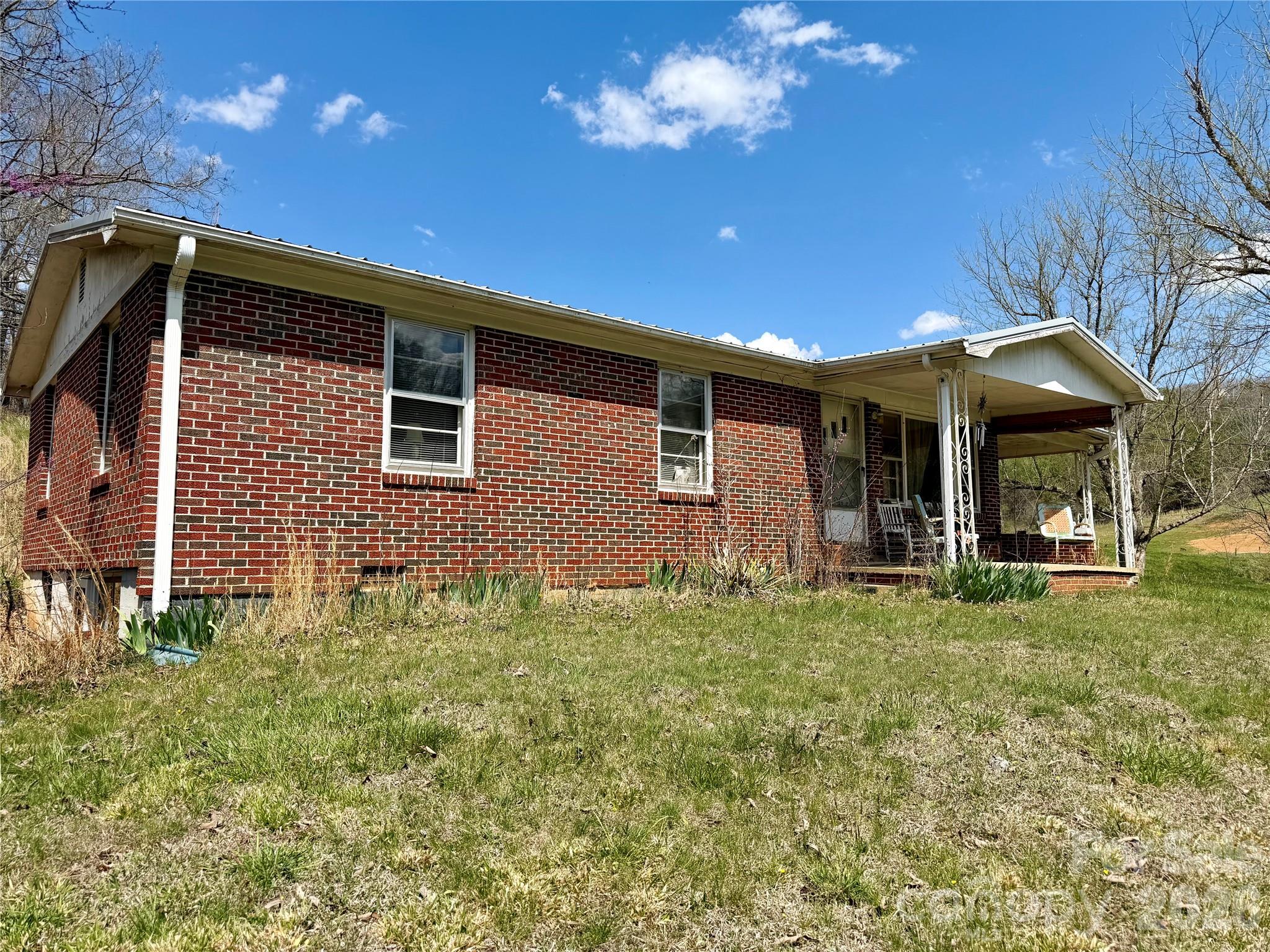 637 Fletcher Martin Road Alexander NC 28701