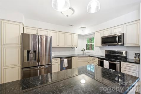 3066 Point Clear Drive Fort Mill SC 29708
