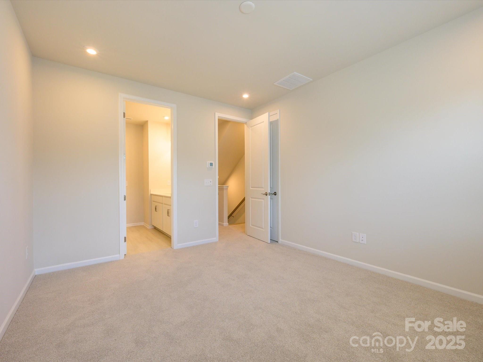 5640 Kingspan Drive Charlotte NC 28217