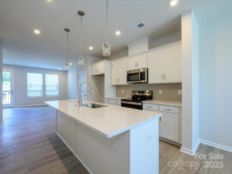 5640 Kingspan Drive Charlotte NC 28217