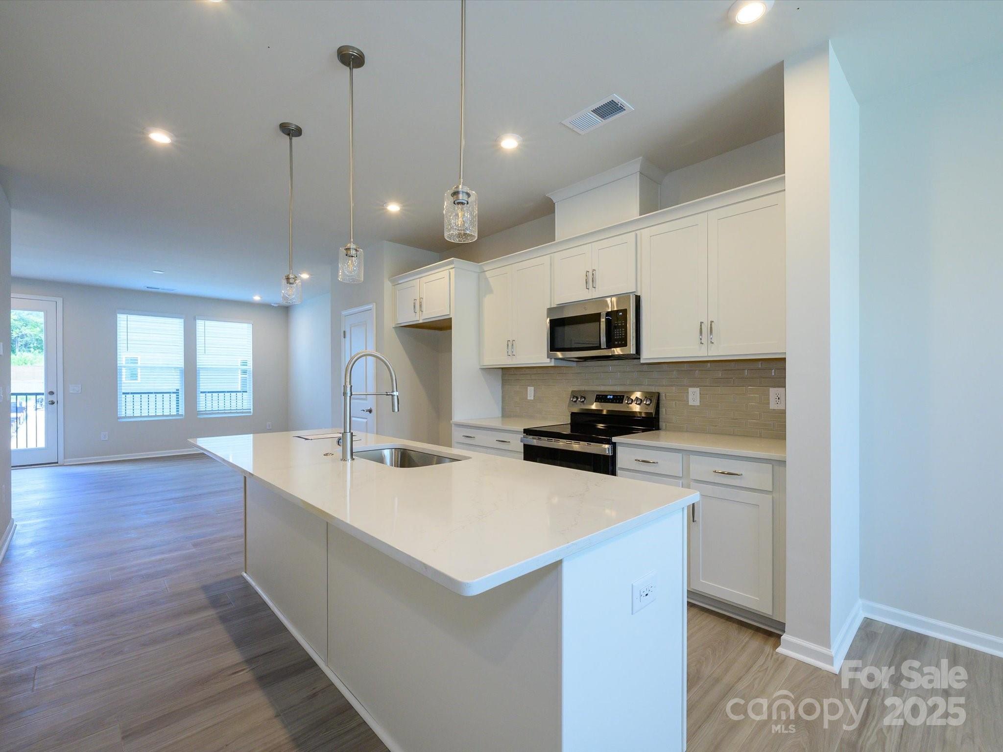 5640 Kingspan Drive Charlotte NC 28217