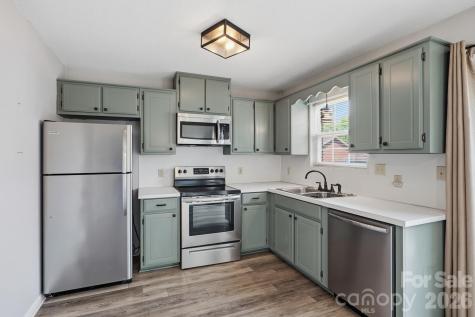 102 Brandywine Drive NE Conover NC 28613