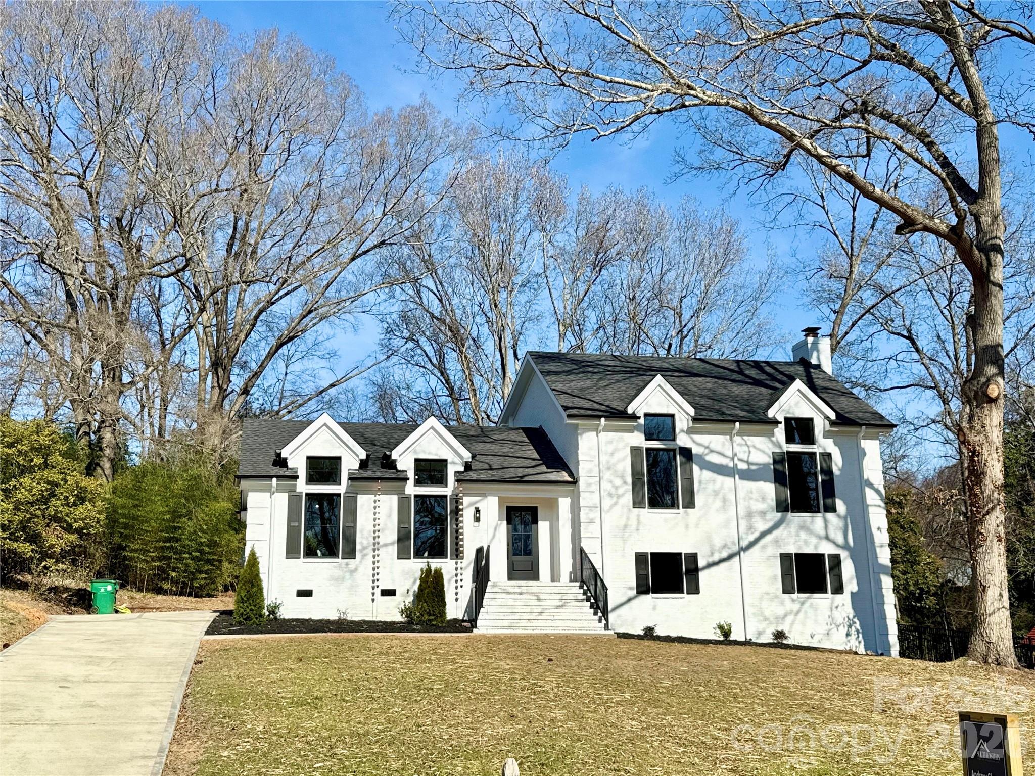 2801 Huntingtowne Farms Lane Charlotte NC 28210