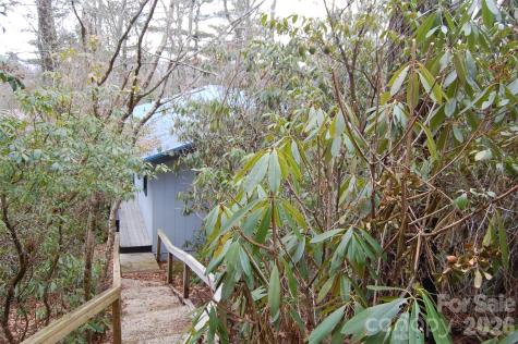 202 Knoll Circle Newland NC 28657