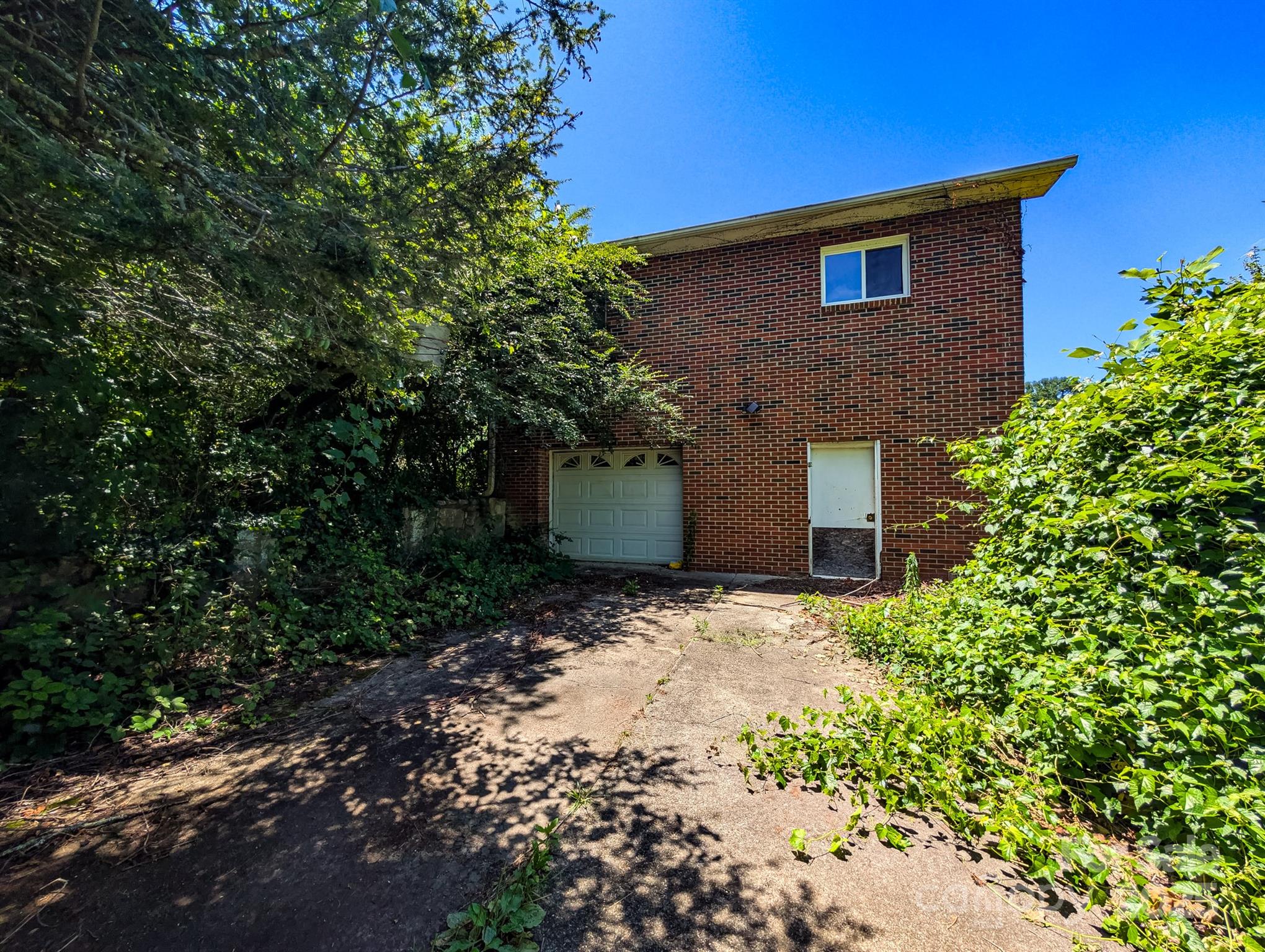 59 Poteat Street Fletcher NC 28732