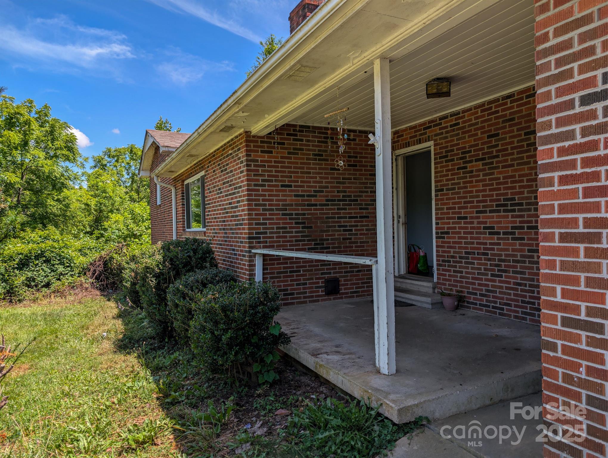 59 Poteat Street Fletcher NC 28732