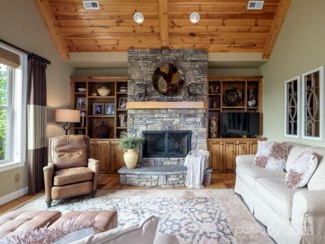 41 Annakesta Court Brevard NC 28712