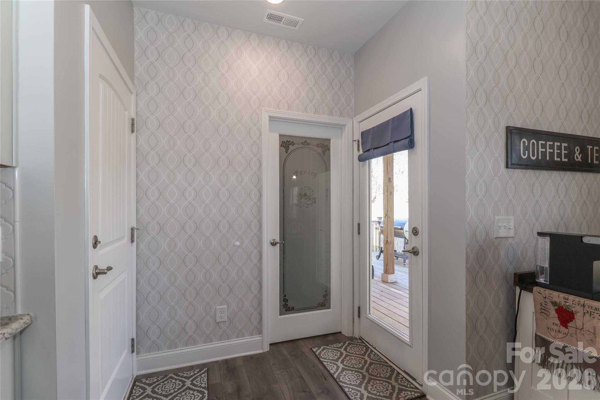 137 Northlake Drive Statesville NC 28677