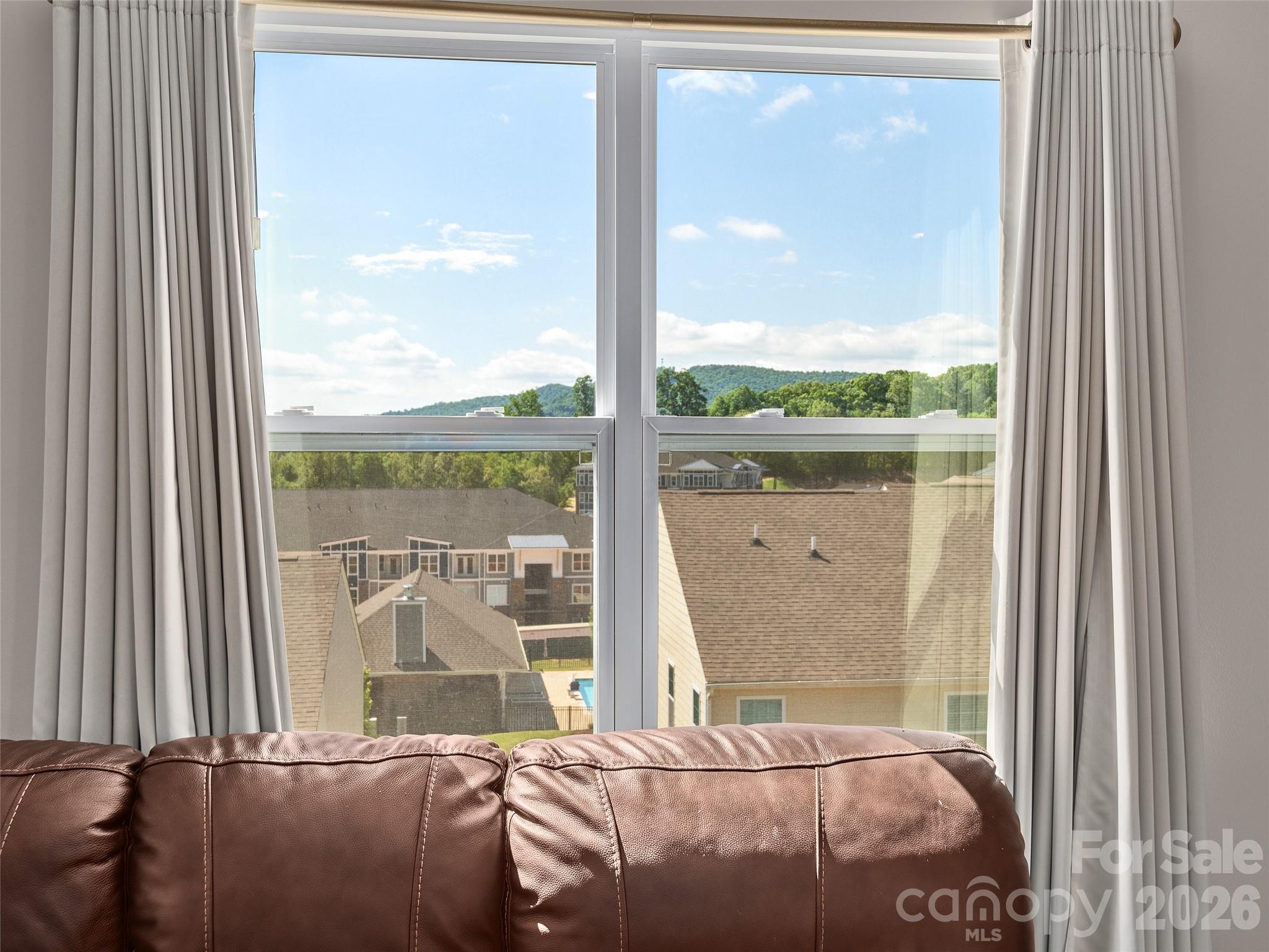 348 Tavernier Lane Candler NC 28715