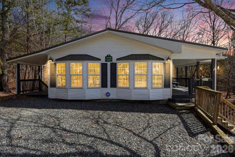 119 Deerfield Drive New London NC 28127