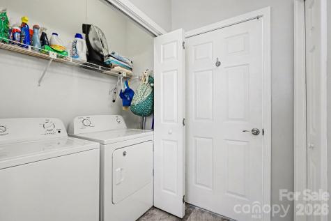 119 Deerfield Drive New London NC 28127