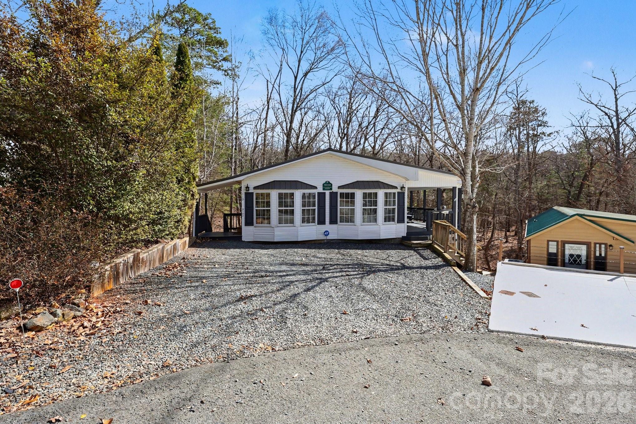 119 Deerfield Drive New London NC 28127