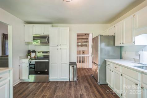 52 Reynolda Drive Asheville NC 28803