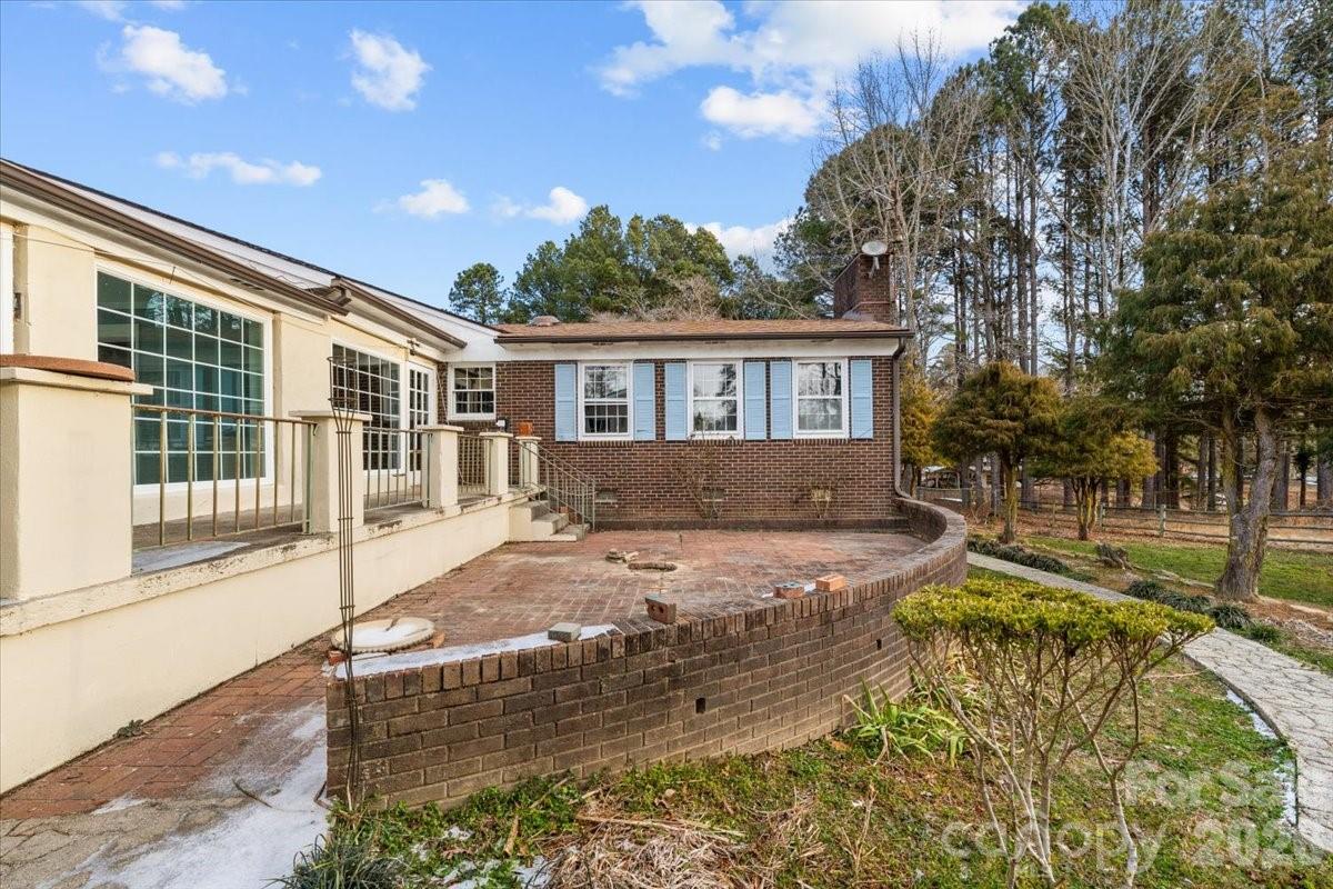444 Craven Street Star NC 27356