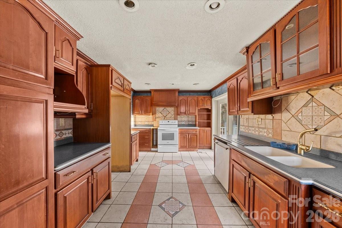 444 Craven Street Star NC 27356