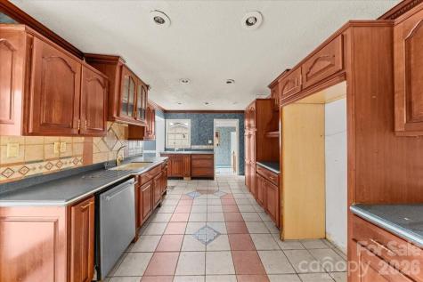 444 Craven Street Star NC 27356