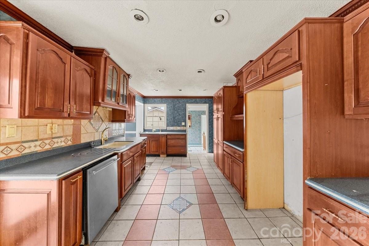 444 Craven Street Star NC 27356