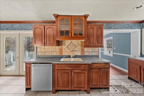 444 Craven Street Star NC 27356