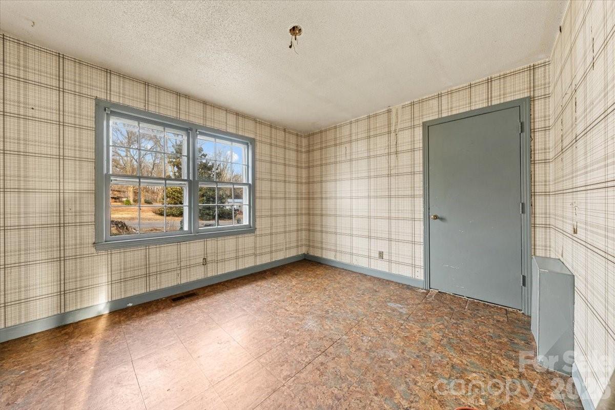 444 Craven Street Star NC 27356