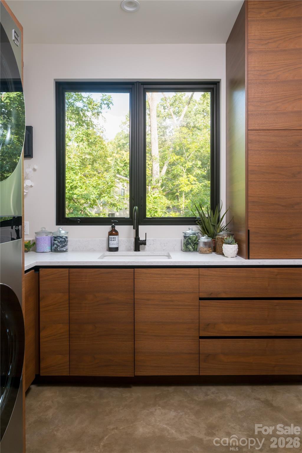 13 Tulip Poplar Trail Asheville NC 28804