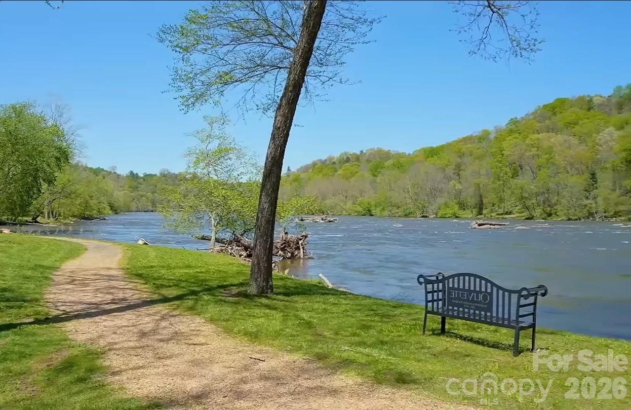 13 Tulip Poplar Trail Asheville NC 28804