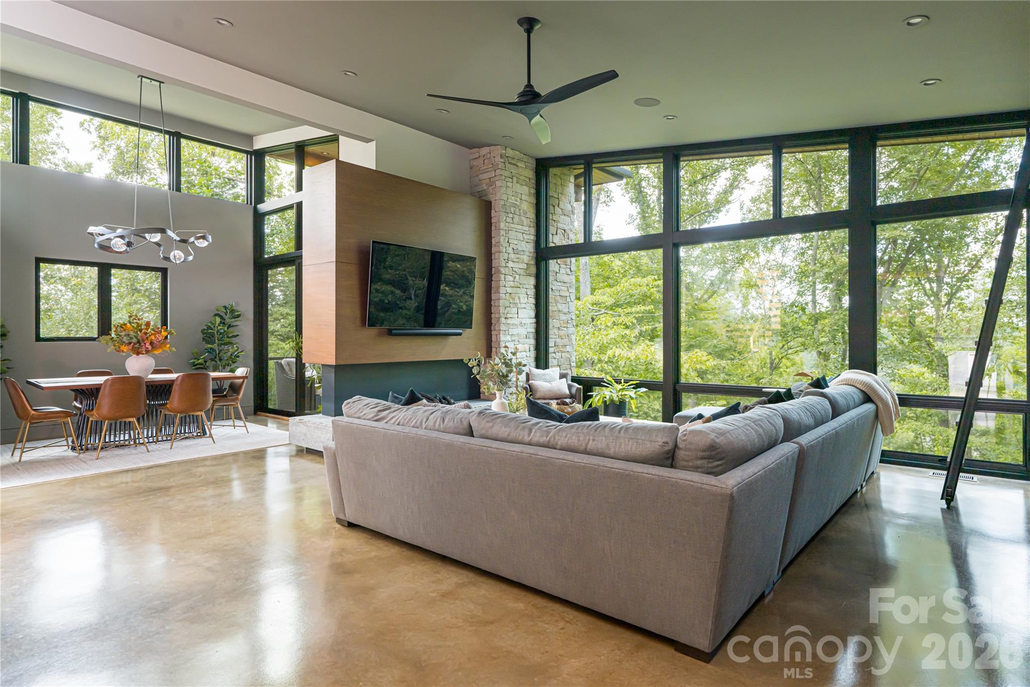 13 Tulip Poplar Trail Asheville NC 28804