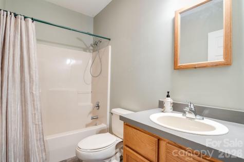 319 Glenn Bridge Road Arden NC 28704