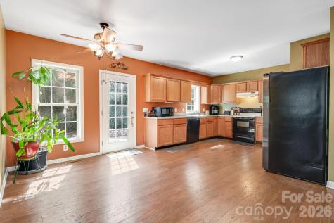 319 Glenn Bridge Road Arden NC 28704