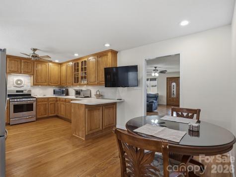 544 Hicks Creek Road Troutman NC 28166