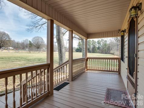 544 Hicks Creek Road Troutman NC 28166