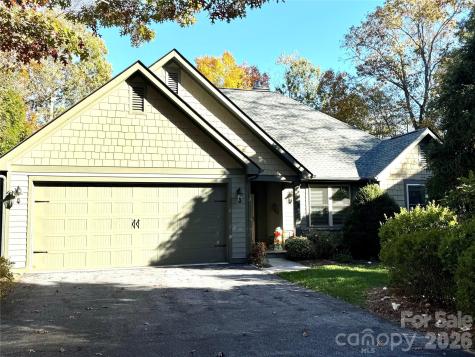 894 Dunroy Drive Hendersonville NC 28739