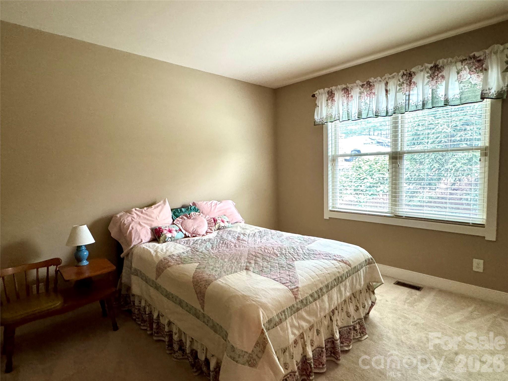 894 Dunroy Drive Hendersonville NC 28739