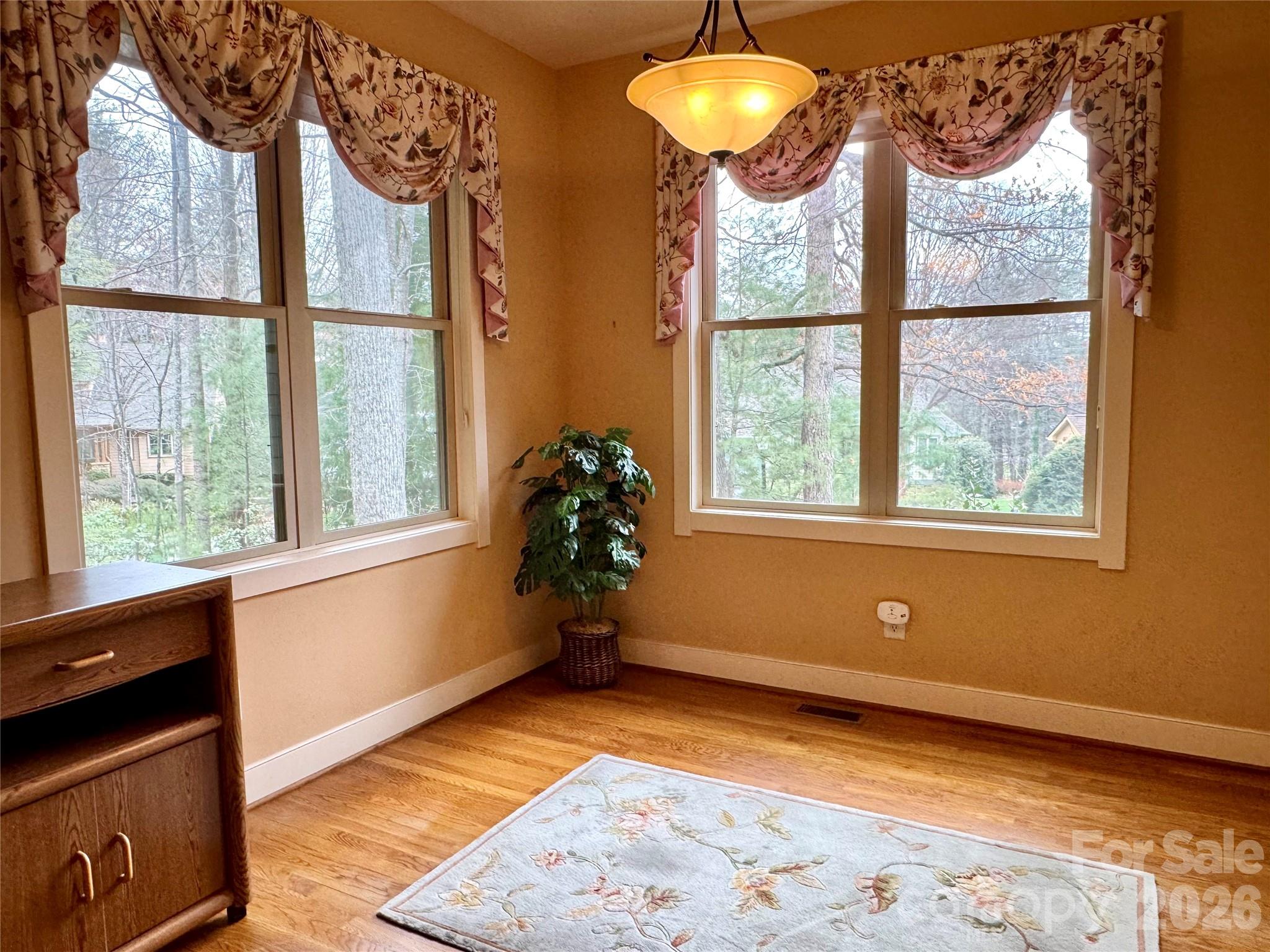 894 Dunroy Drive Hendersonville NC 28739