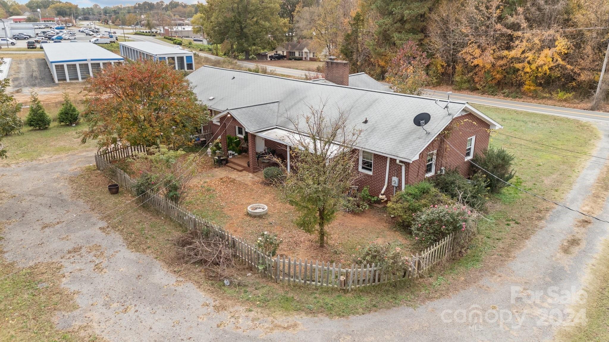 109 Forest Hill Road Lexington NC 27295