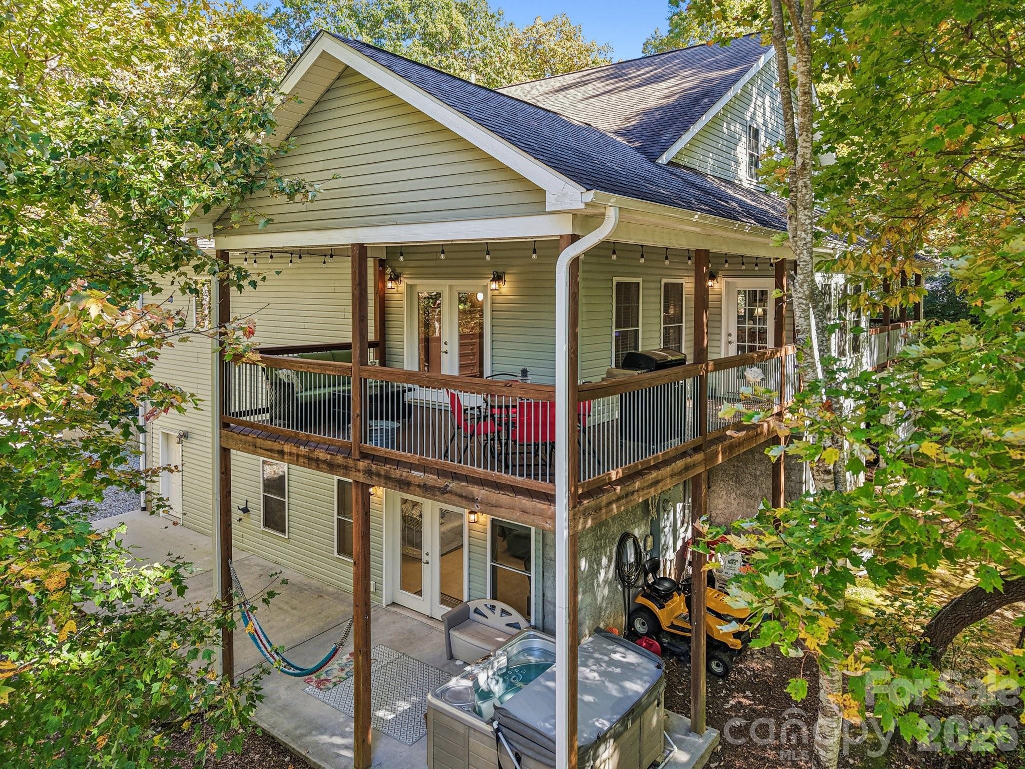 6 Wagon Trace Flat Rock NC 28731