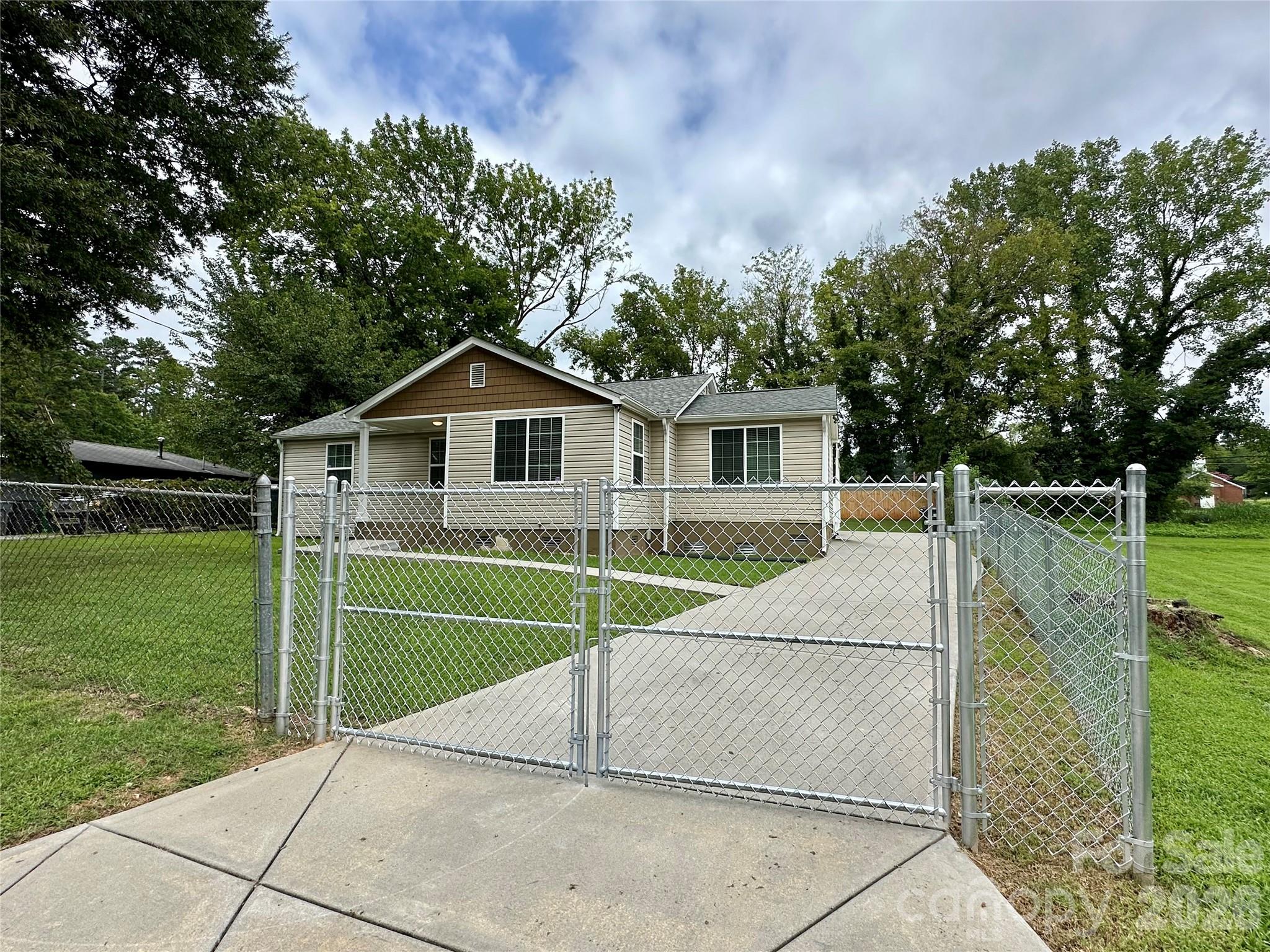 2510 Sherrill Street Charlotte NC 28208