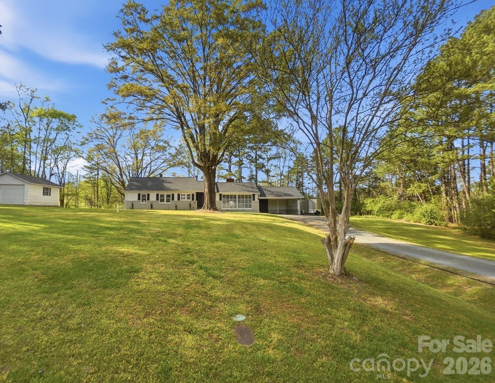 2104 Hillcrest Avenue Albemarle NC 28001