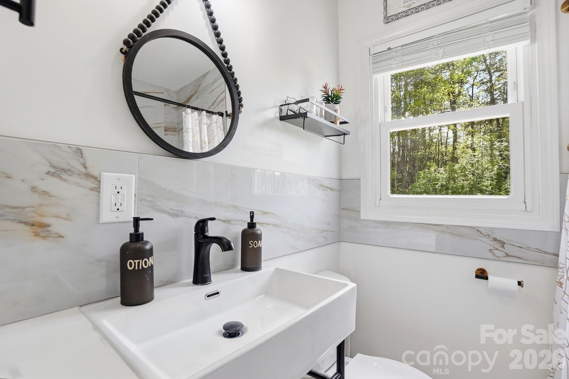 2104 Hillcrest Avenue Albemarle NC 28001
