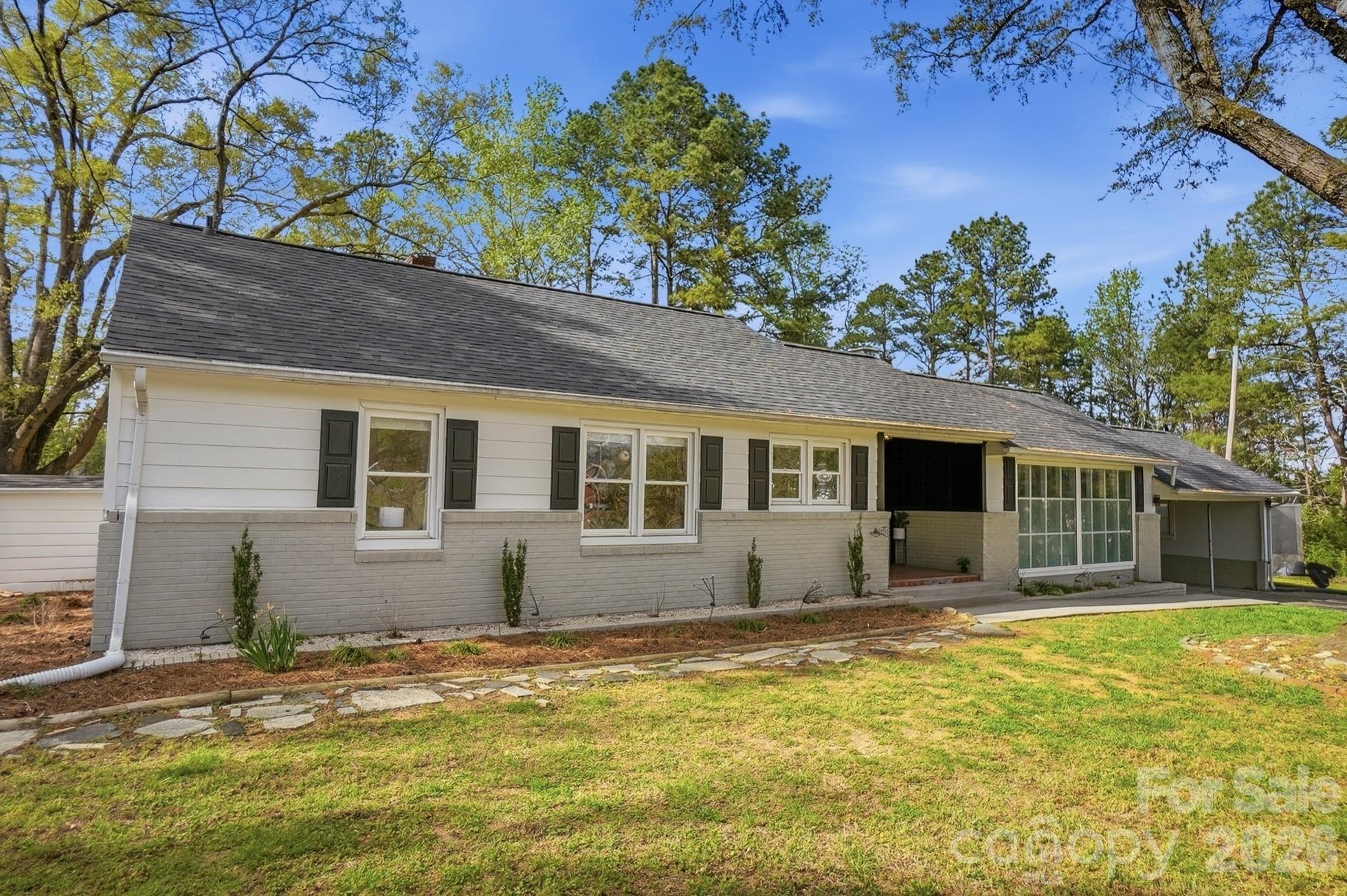 2104 Hillcrest Avenue Albemarle NC 28001