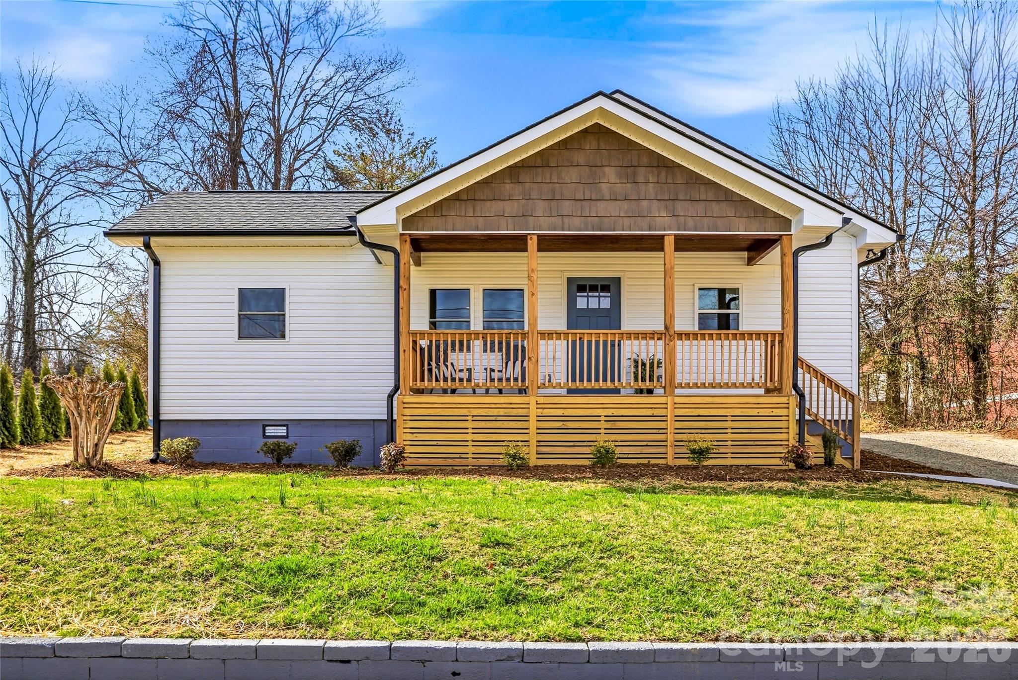 807 N Whitted Street Hendersonville NC 28791