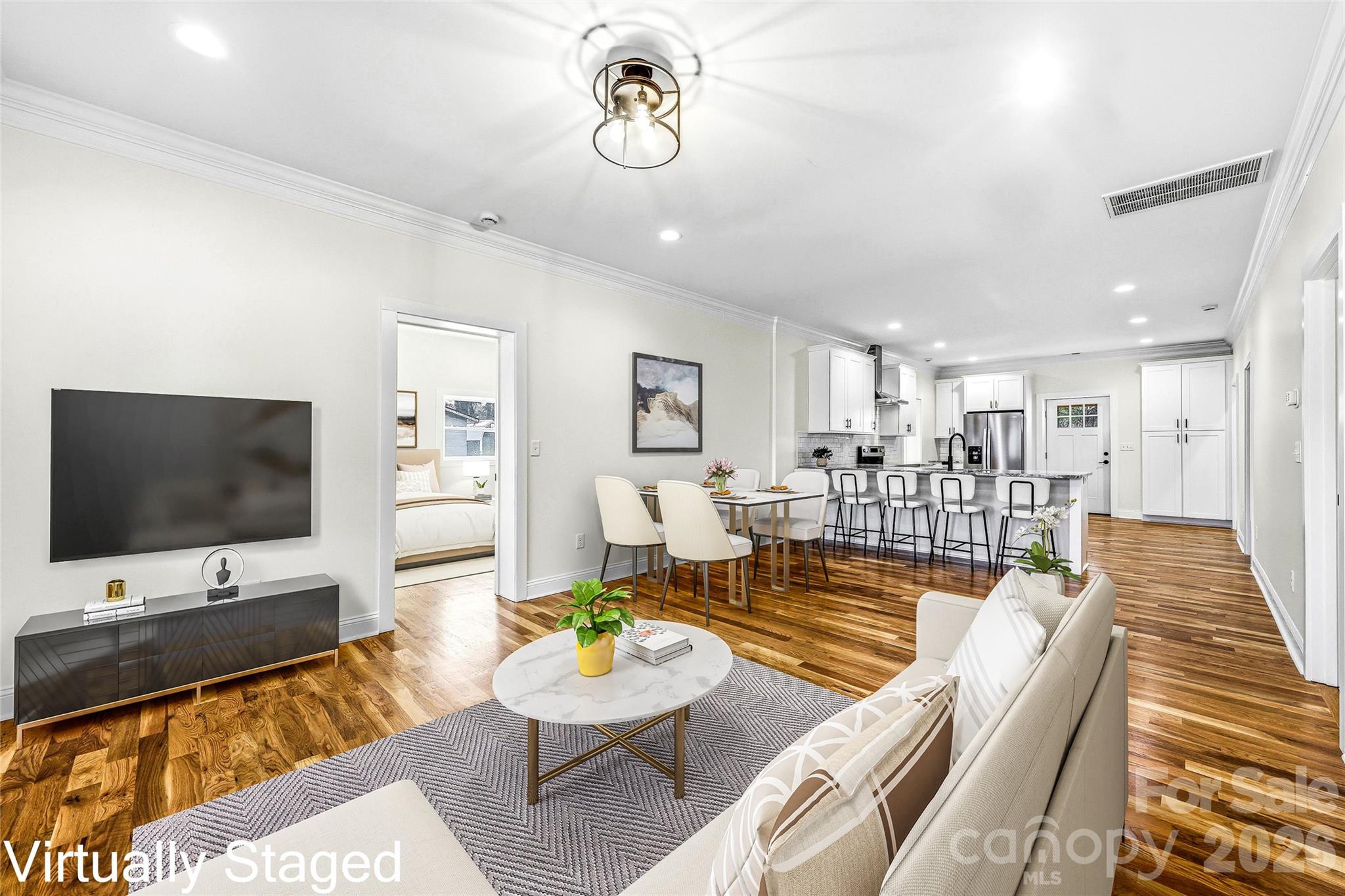 807 N Whitted Street Hendersonville NC 28791