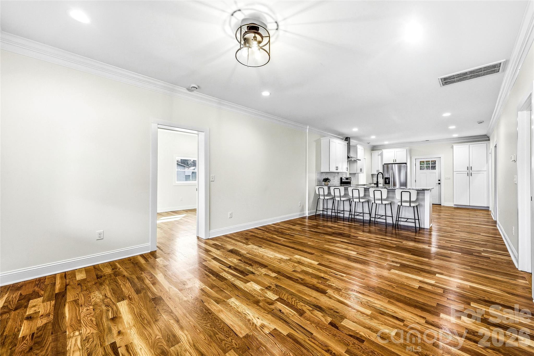 807 N Whitted Street Hendersonville NC 28791
