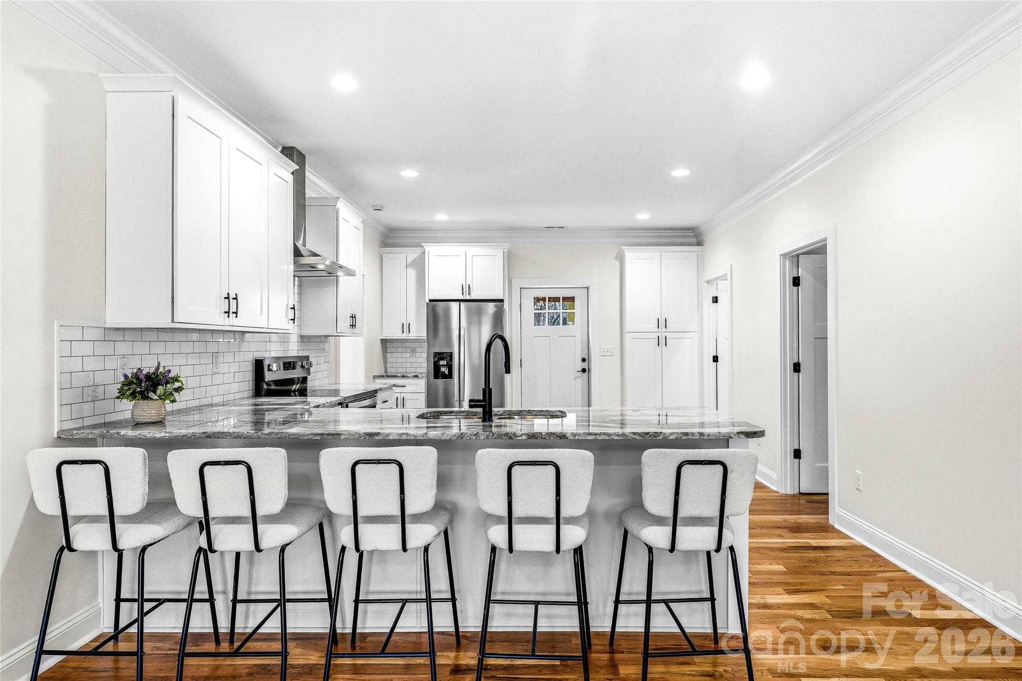 807 N Whitted Street Hendersonville NC 28791