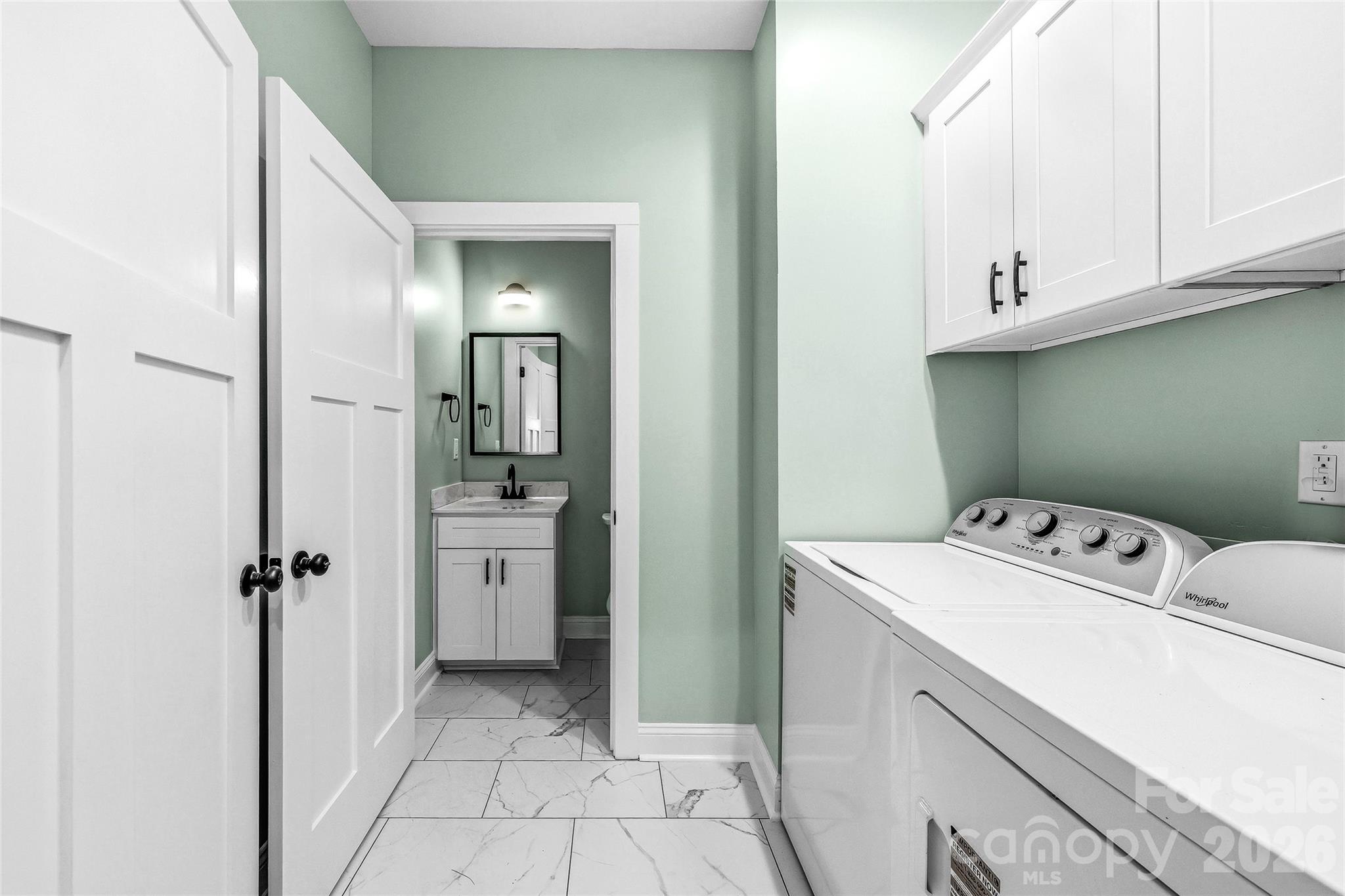 807 N Whitted Street Hendersonville NC 28791
