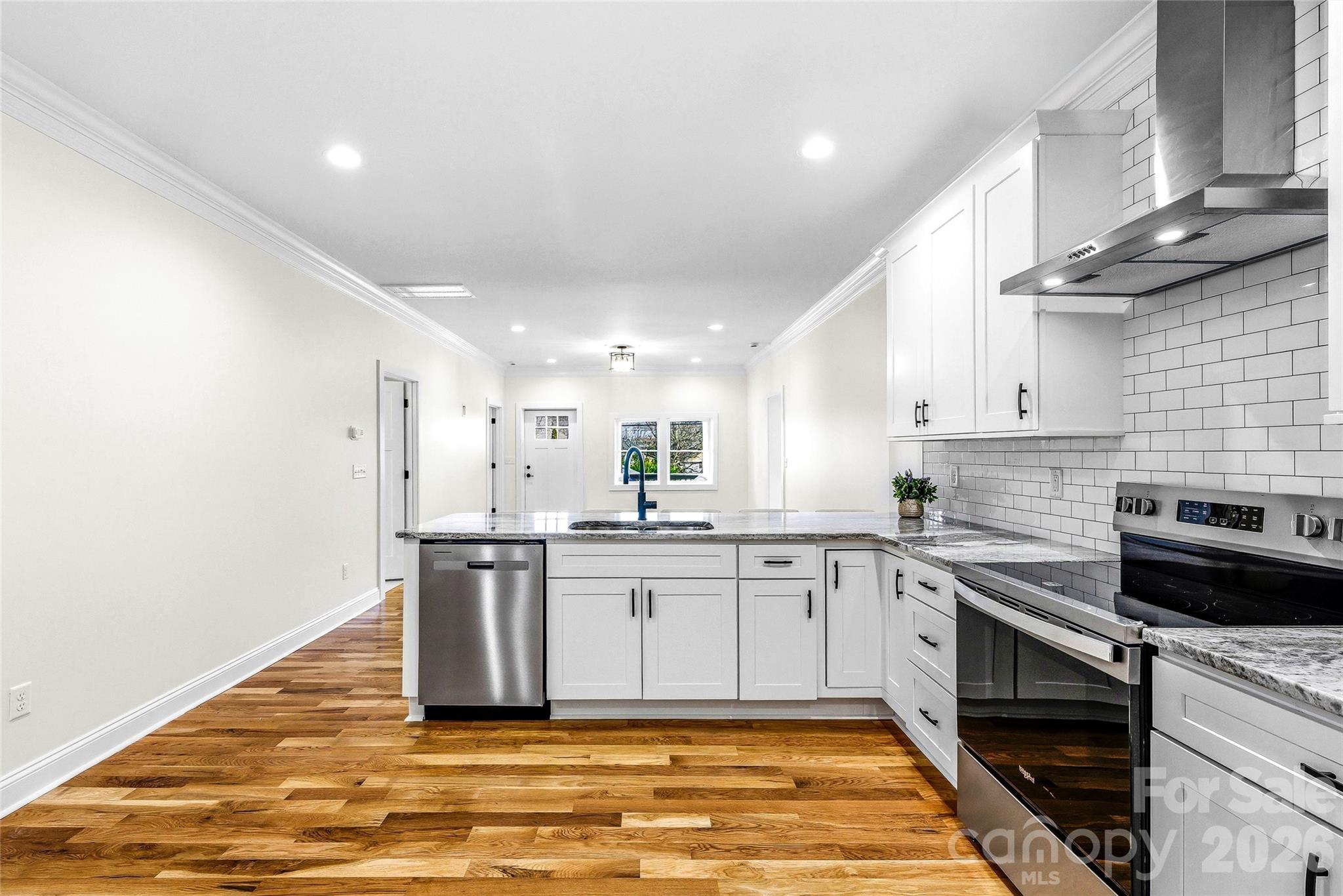 807 N Whitted Street Hendersonville NC 28791