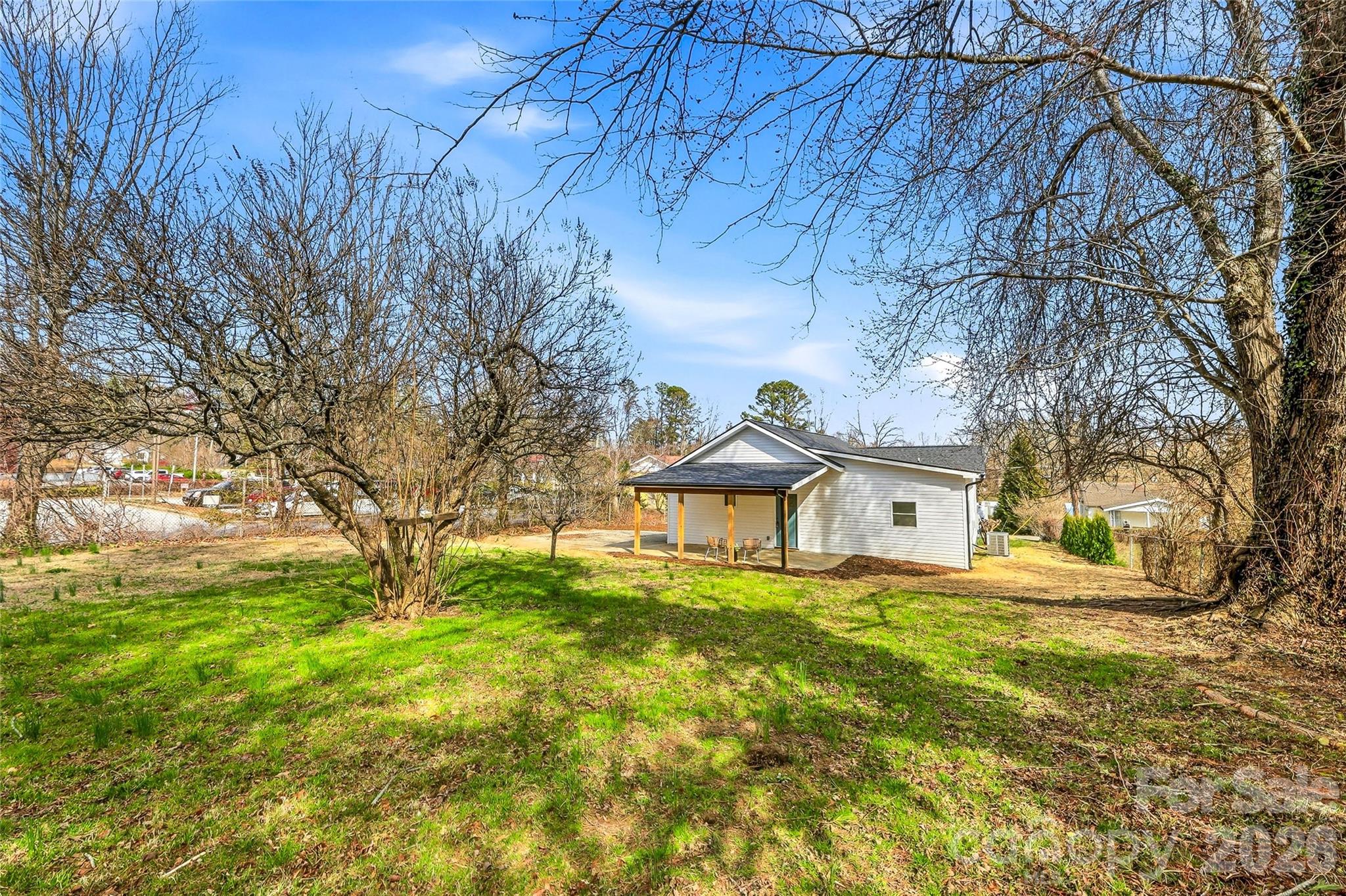 807 N Whitted Street Hendersonville NC 28791